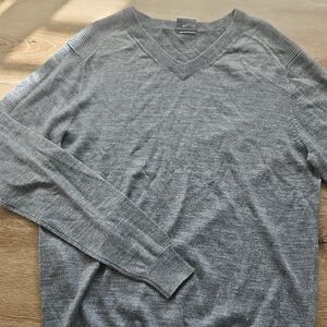 Nike Gray V-Neck Sweater Classic Knit